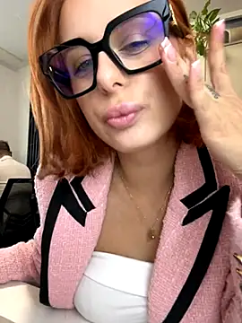 Hii Lolla online show from September 26, 2025, 6:06 am