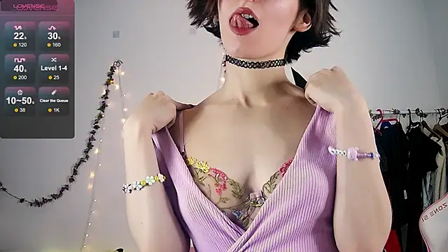 Violet Veliya online show from October 9, 2025, 4:05 pm