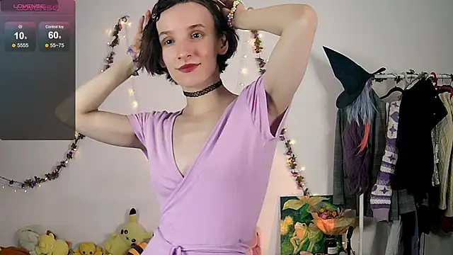 Violet Veliya online show from October 25, 2025, 3:29 pm