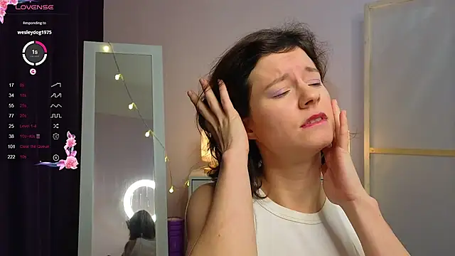 Snapshot of Dana_Magicall chatting on December 15, 2024, 1:32 pm Dana Magicall online show from December 15, 2024, 1:32 pm