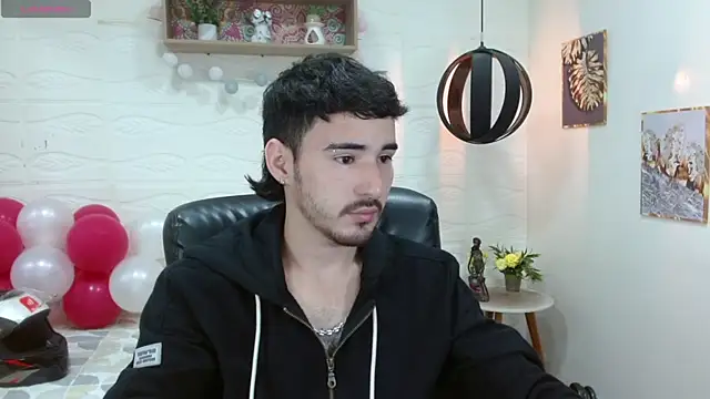 DmitriSanders online show from February 22, 2025, 1:33 am