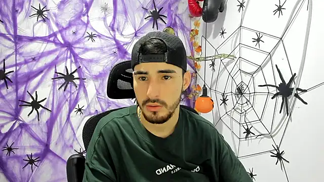 DmitriSanders online show from October 16, 2025, 12:11 am