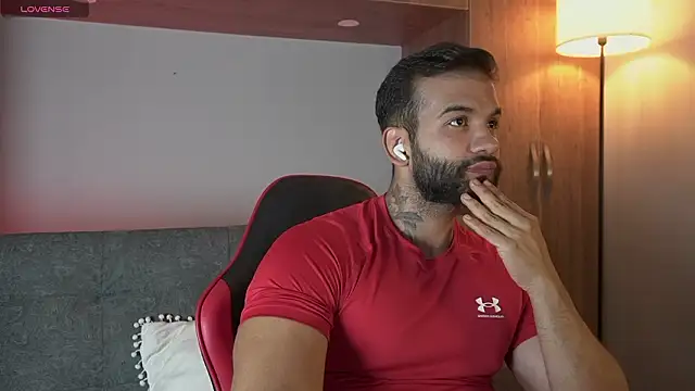 MarkHazze online show from February 14, 2026, 11:56 pm