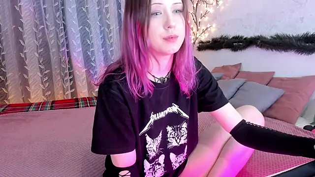 space cowgirl online show from December 21, 2024, 1:26 am