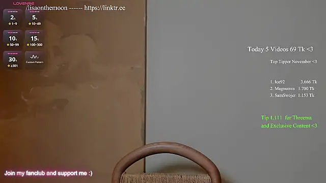 Lisaonthemoon online show from November 16, 2025, 8:58 pm