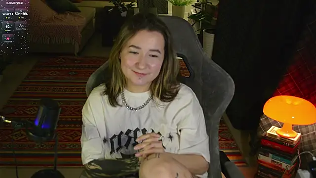 Megan  Hart online show from February 25, 2025, 10:18 pm