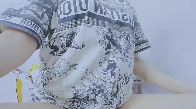 Linh diudang online show from March 11, 2025, 3:16 am