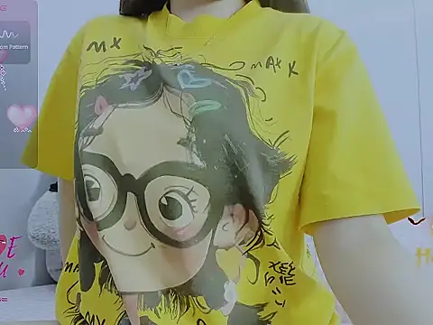 Linh diudang online show from November 16, 2025, 3:23 am