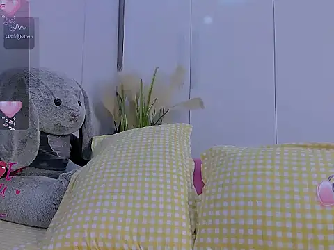 Snapshot of Linh_diudang chatting on May 18, 2026, 4:07 am Linh diudang online show from May 18, 2026, 4:07 am