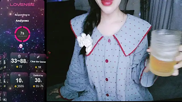  Viviann  online show from December 2, 2024, 6:54 pm