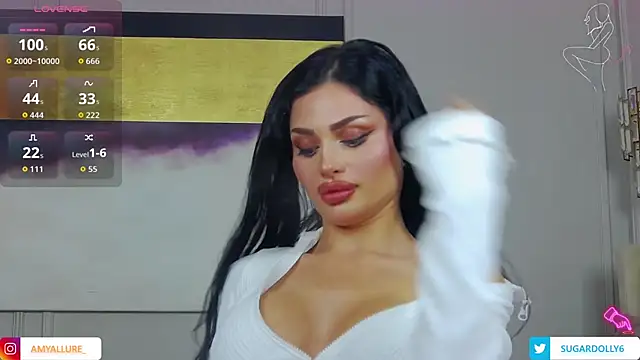 AmyAzureee online show from October 10, 2025, 8:41 pm