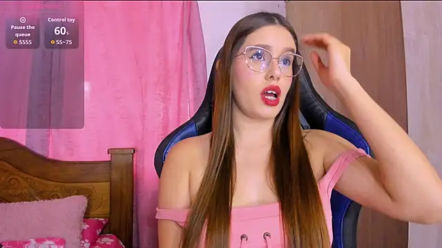 ParisShayk online show from November 19, 2025, 6:08 pm