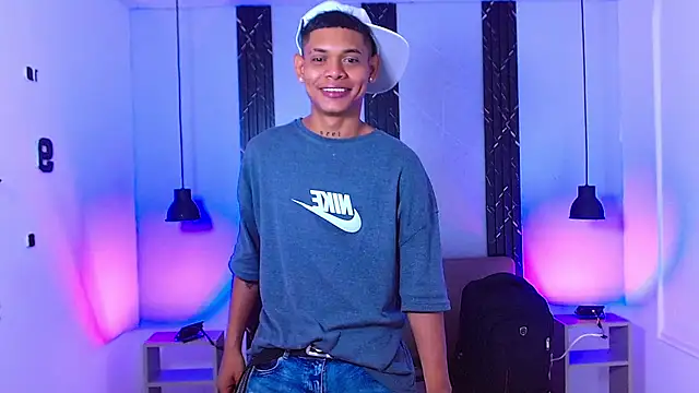 Damar fhelipe online show from September 23, 2025, 4:48 am