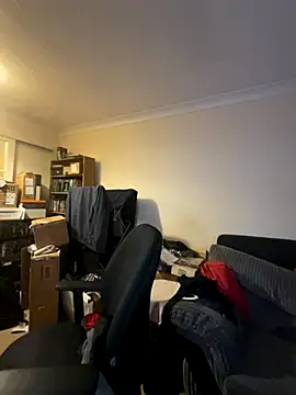 LondonTeffy online show from November 25, 2025, 10:21 pm