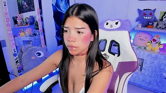cutestephuwu online show from December 18, 2024, 3:37 am