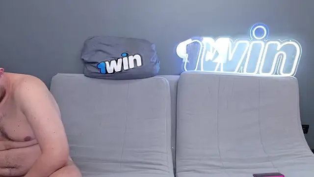 Ksenny online show from January 8, 2025, 5:26 pm