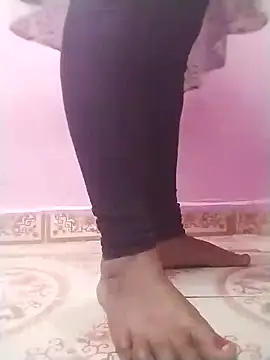 Tamilpriya46 online show from February 8, 2025, 7:04 am