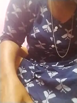 Tamilpriya46 online show from February 18, 2025, 5:10 pm