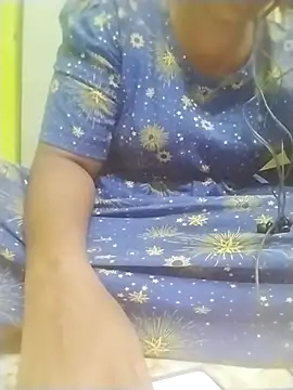 Tamilpriya46 online show from October 3, 2025, 4:59 pm