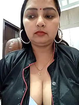 Dianaa9 online show from March 6, 2025, 6:05 pm