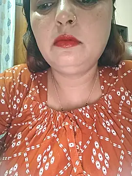 Dianaa9 online show from May 10, 2026, 11:48 am