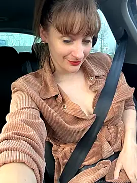 victoirenextdoor online show from December 4, 2024, 10:02 am