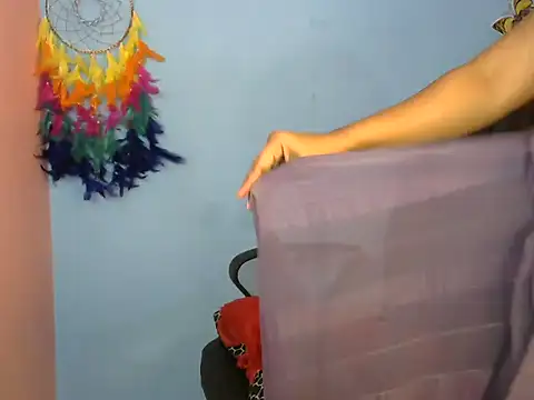 Black cat cutie online show from February 22, 2025, 5:02 am