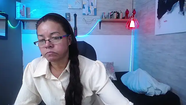 MaturePure online show from September 14, 2025, 5:12 pm