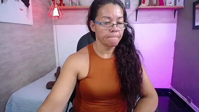 MaturePure online show from October 8, 2025, 11:02 pm