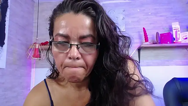 MaturePure online show from October 15, 2025, 1:06 am