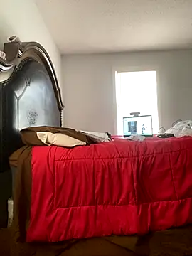 ebonyred online show from November 13, 2025, 5:23 pm