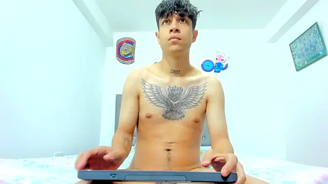 AgarEvans online show from September 23, 2025, 5:32 am