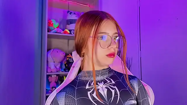 EmilyMiller  online show from January 14, 2026, 4:34 pm