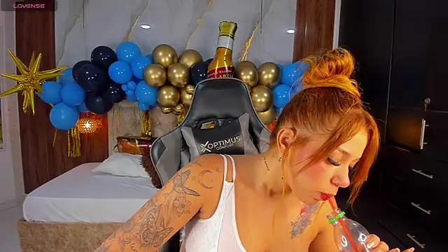 mia 18v online show from October 3, 2025, 5:32 pm