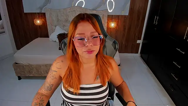 mia 18v online show from February 10, 2026, 8:02 pm