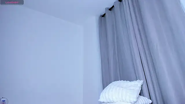 Snapshot of cheryl_blossom69 chatting on October 29, 2025, 11:06 pm cheryl blossom69 online show from October 29, 2025, 11:06 pm