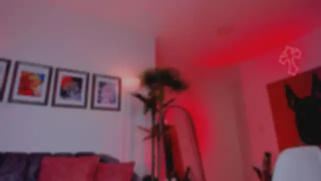 Taylor  foxxx online show from October 17, 2025, 4:59 am