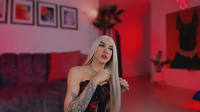 Taylor  foxxx online show from March 17, 2026, 6:06 am