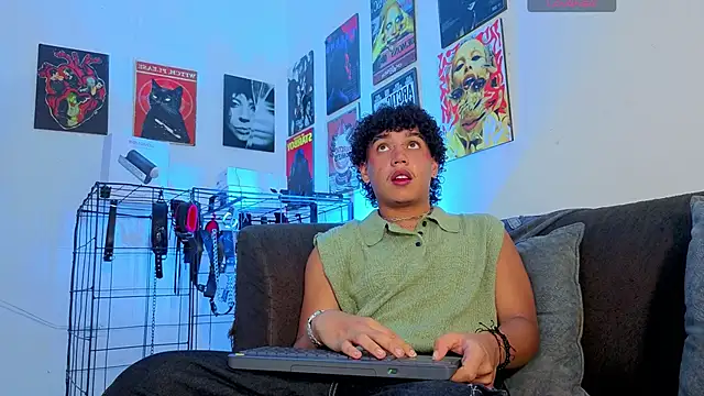 Snapshot of GaelOconner chatting on October 19, 2025, 1:28 am GaelOconner online show from October 19, 2025, 1:28 am