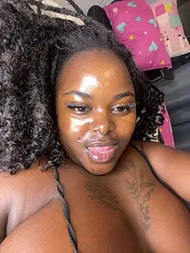 Snapshot of Honeycoco0211 chatting on February 24, 2025, 4:38 am Honeycoco0211 online show from February 24, 2025, 4:38 am