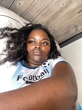 Snapshot of Honeycoco0211 chatting on March 10, 2025, 4:49 am Honeycoco0211 online show from March 10, 2025, 4:49 am