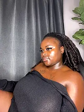 Snapshot of Honeycoco0211 chatting on September 10, 2025, 8:03 am Honeycoco0211 online show from September 10, 2025, 8:03 am