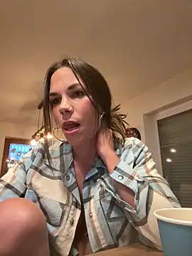 Snapshot of Lady_Knaller chatting on April 30, 2026, 6:47 pm Lady Knaller online show from April 30, 2026, 6:47 pm