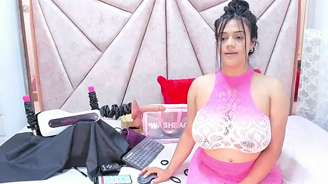 Deisy Torres online show from December 25, 2024, 9:54 pm