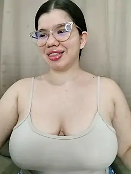 Danzel1105 online show from November 21, 2025, 8:46 am