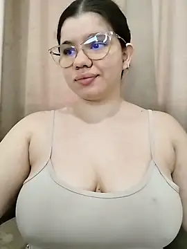 Danzel1105 online show from February 16, 2026, 1:29 pm