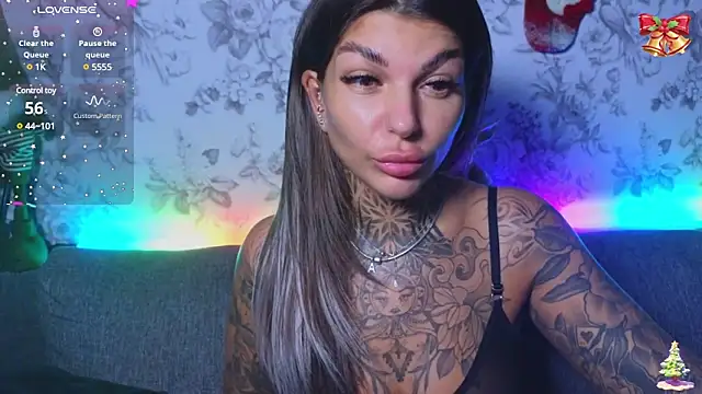 tattooedBabyy online show from December 16, 2024, 10:29 am