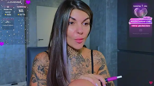 tattooedBabyy online show from January 31, 2025, 5:32 pm