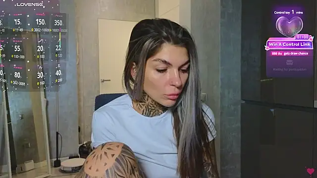 tattooedBabyy online show from February 27, 2025, 10:59 am