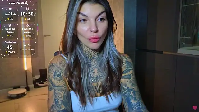 tattooedBabyy online show from March 21, 2025, 11:22 am